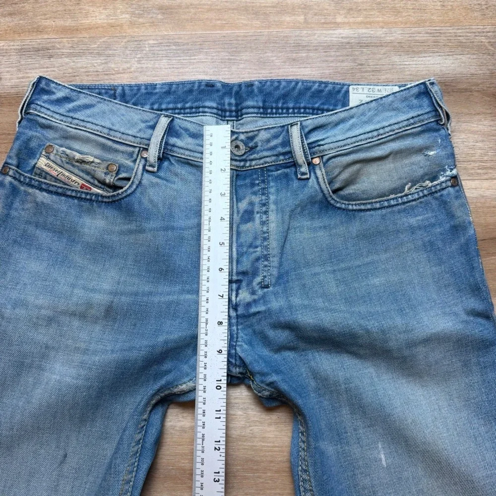 Diesel Larkee Jeans Mens 29x32 Blue Regular Straight Leg Distressed Denim 008J4